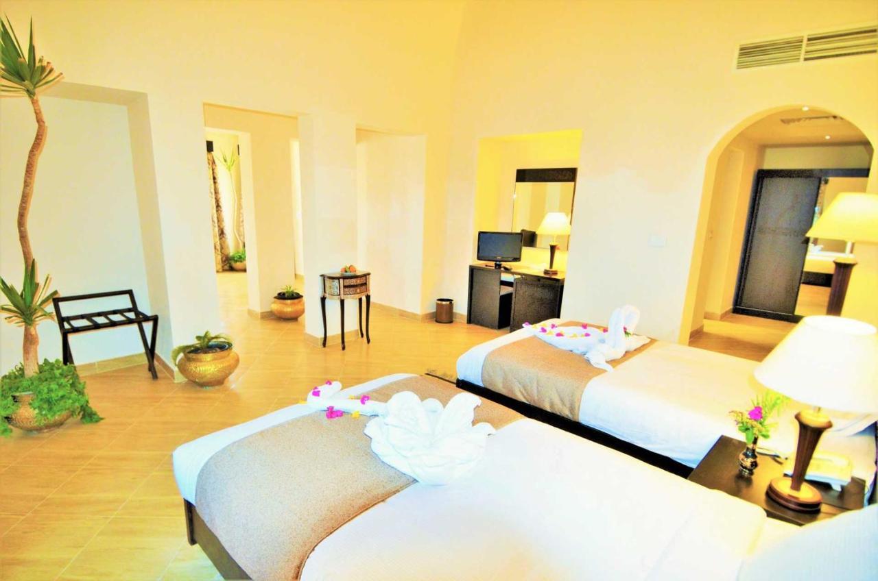 Rohanou Beach Resort El Qoseir Extérieur photo
