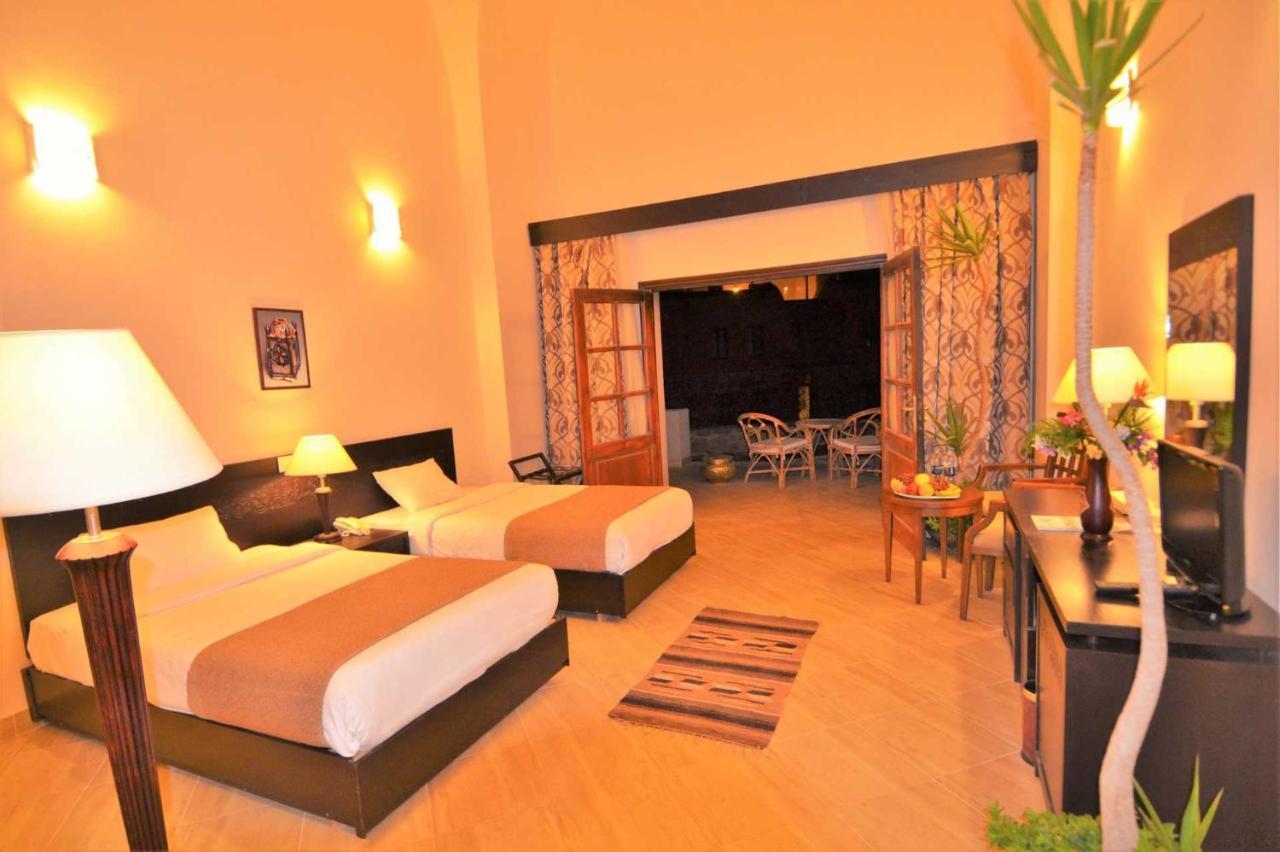Rohanou Beach Resort El Qoseir Extérieur photo