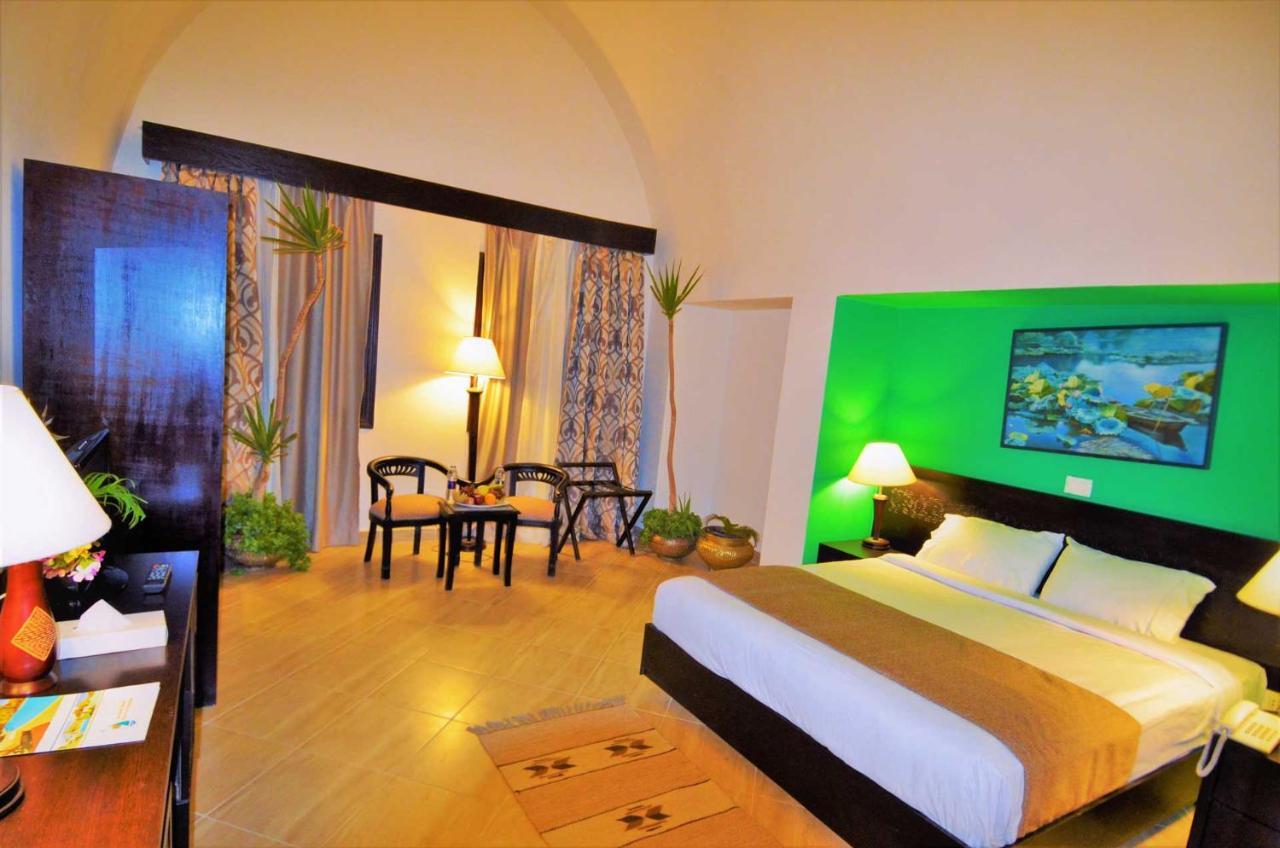 Rohanou Beach Resort El Qoseir Extérieur photo